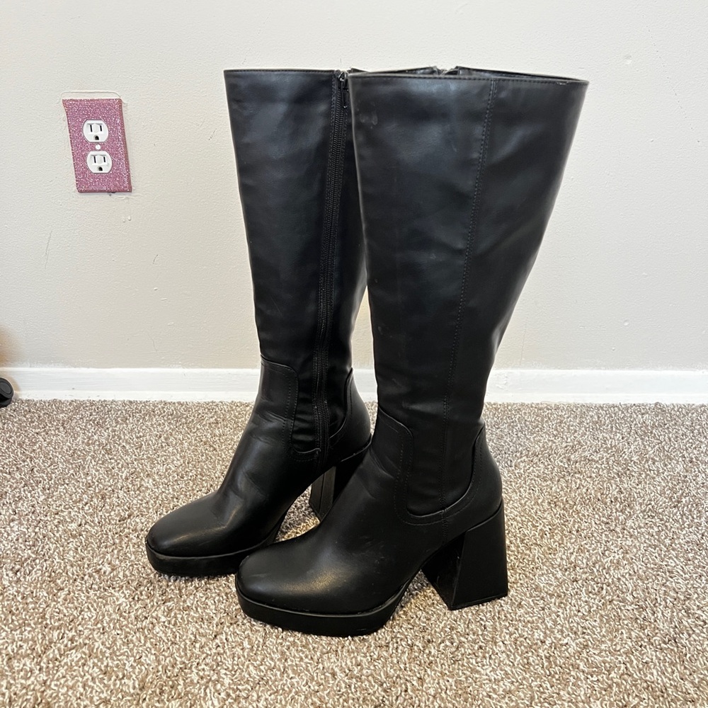 Pull&Bear Black Knee-High Women's Boots